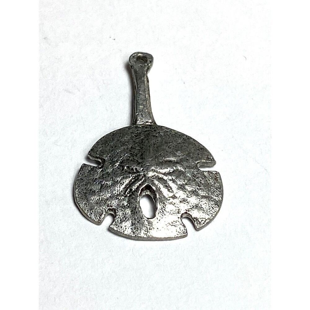 VINTAGE METZKE Pewter SAND DOLLAR PENDANT
